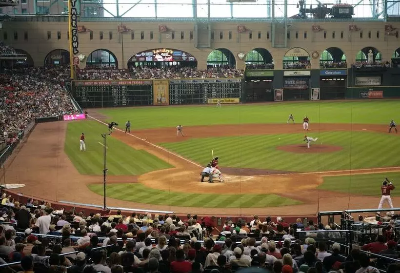 Hotelli Holiday Inn Express Houston   Galleria Area By Ihg