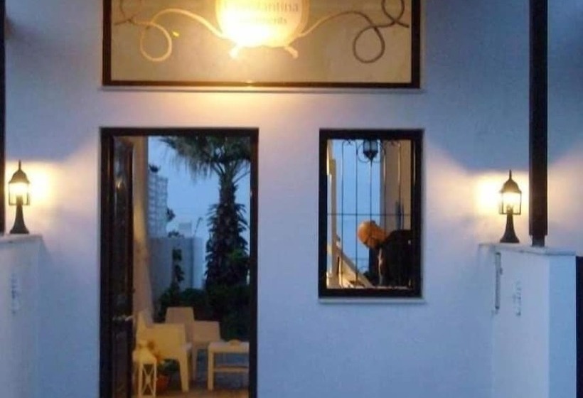 בית מלון כפרי Villa Constantina Apartments