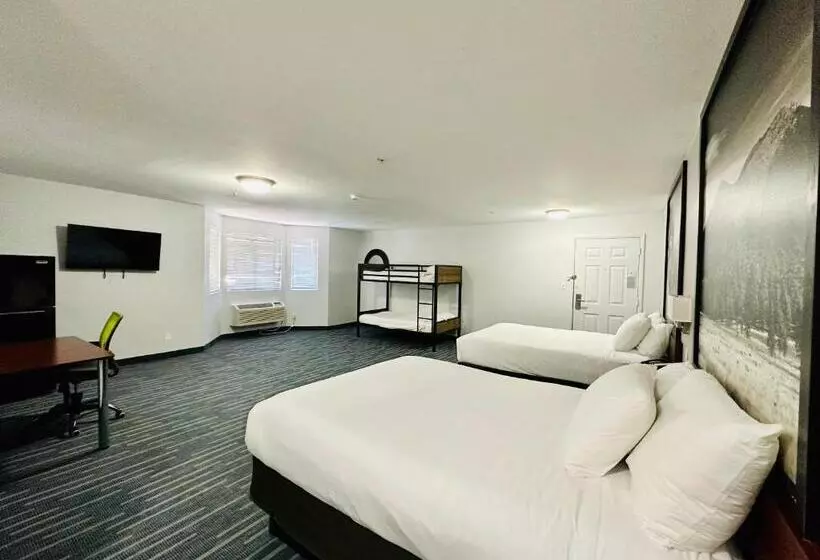 هتل Studio 6 Flagstaff Az