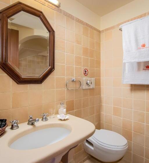 בית מלון כפרי Palazzino Di Corina