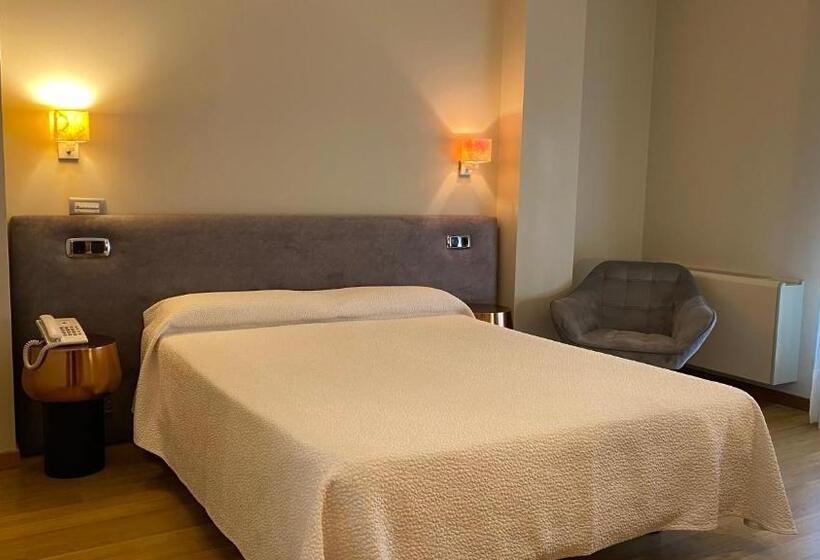 هتل Playa De Laxe