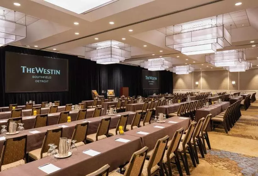 Отель The Westin Southfield Detroit