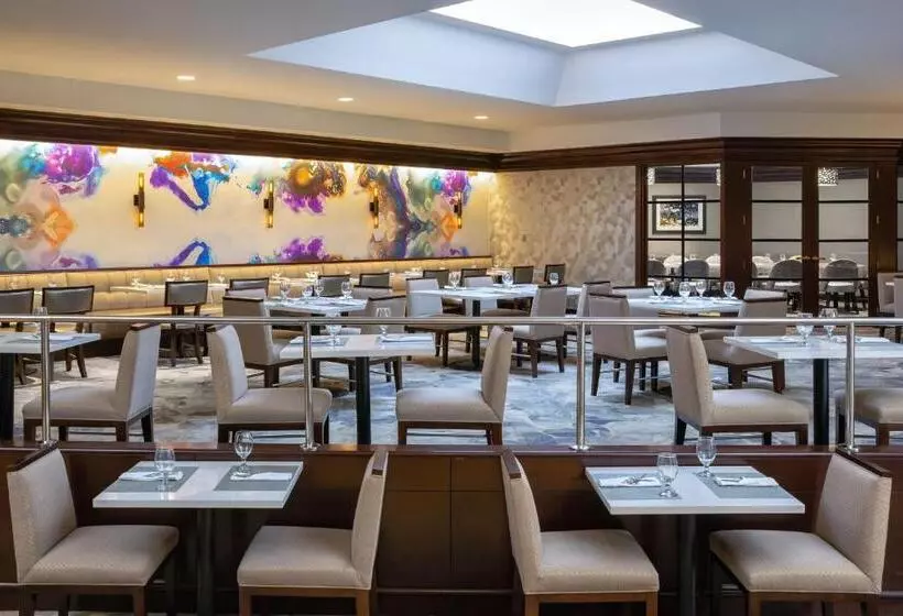 Отель The Westin Southfield Detroit