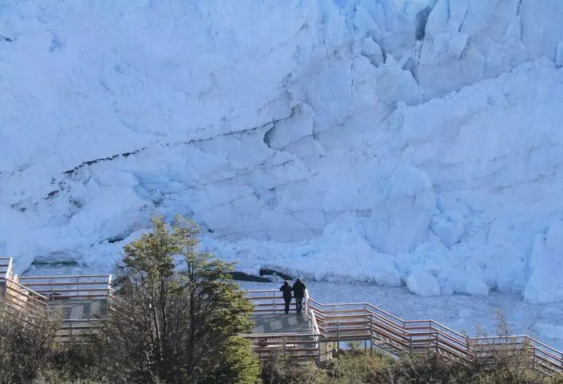 ホテル Calafate Parque