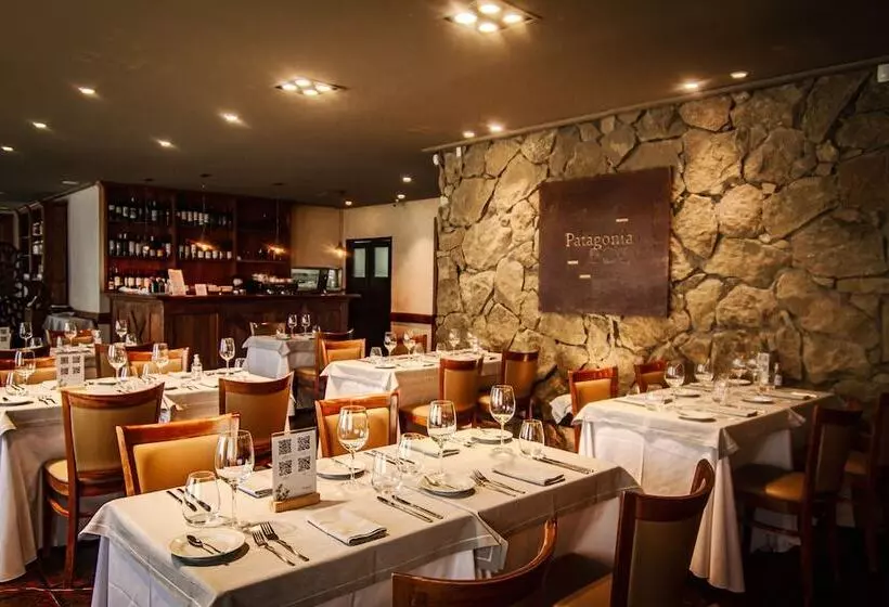 ホテル Calafate Parque