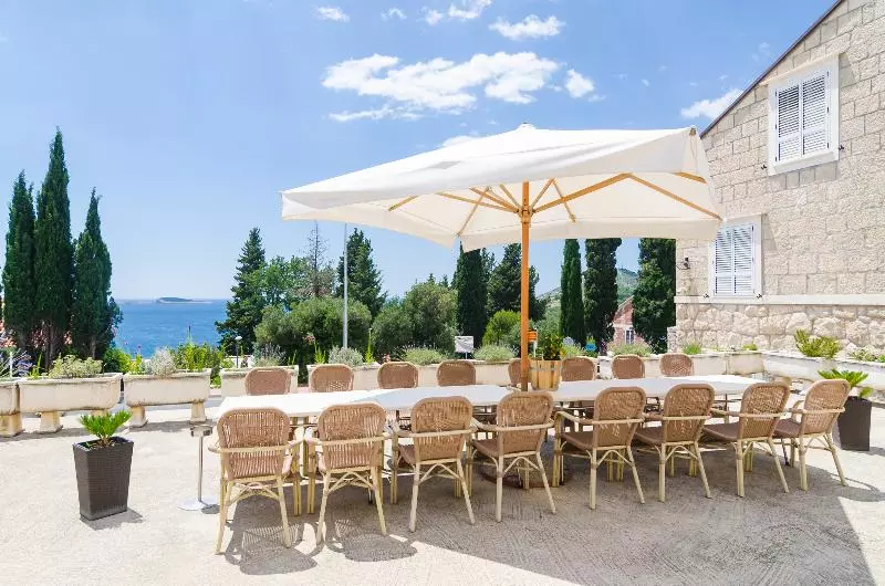 Hotelli Apartments Villa Silvana