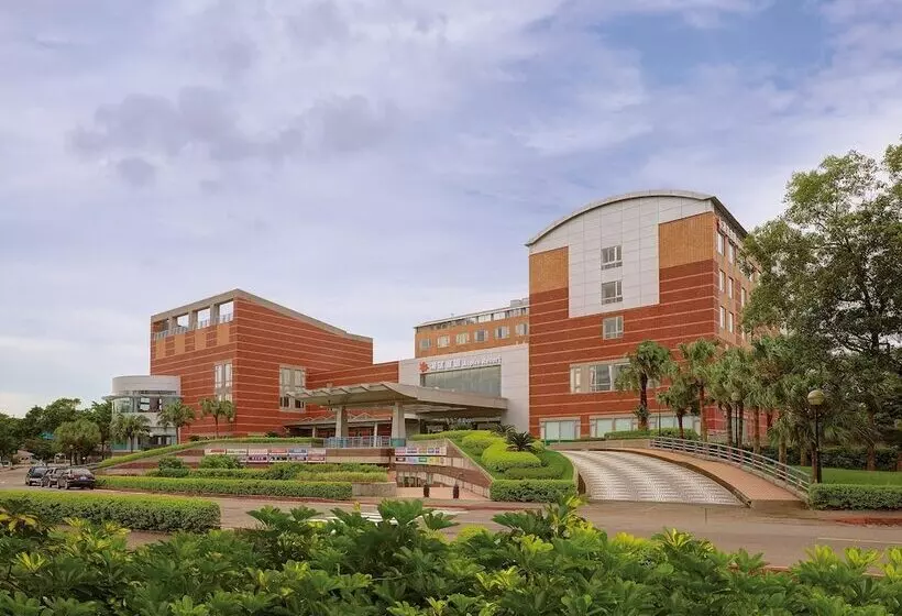 هتل Aspire Resort