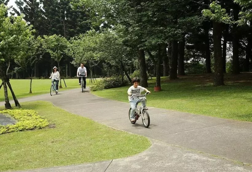 هتل Aspire Resort