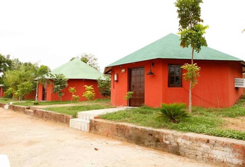 فندق Deshawar Resort