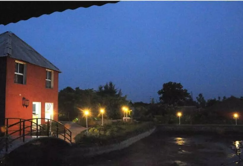 Hotelli Deshawar Resort