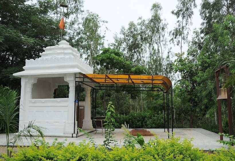 فندق Deshawar Resort