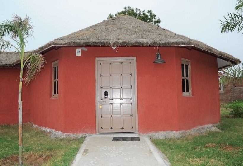 فندق Deshawar Resort