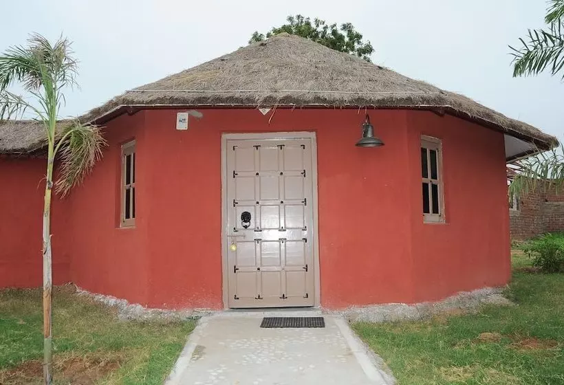 Hotelli Deshawar Resort