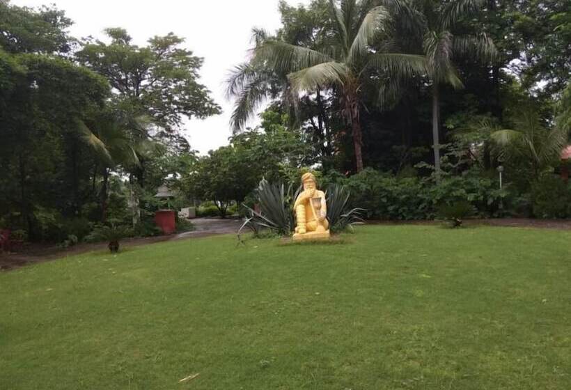 فندق Deshawar Resort