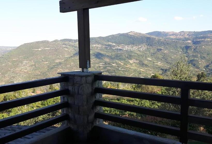 هتل Guesthouse Diochri