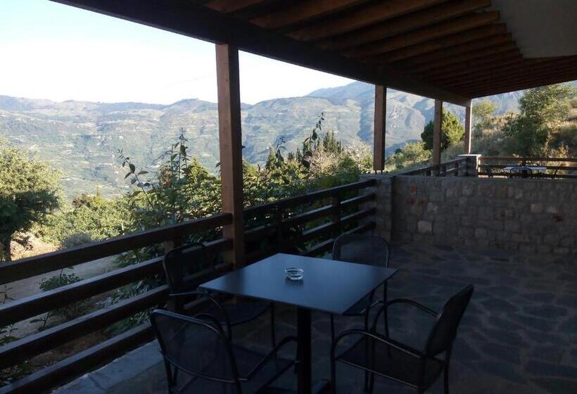 هتل Guesthouse Diochri