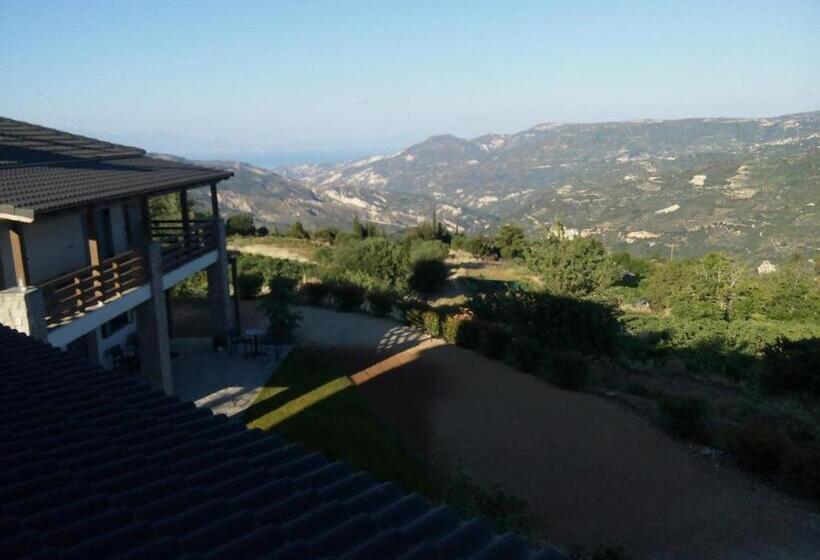 هتل Guesthouse Diochri