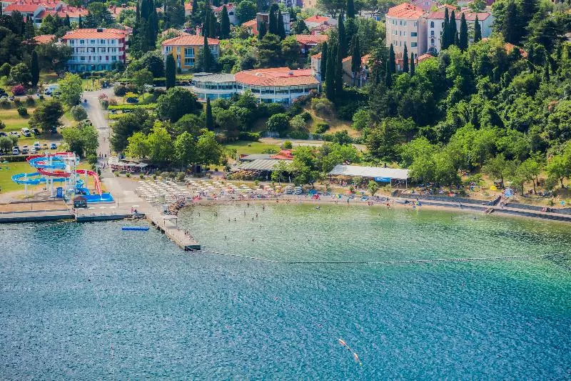 هتل Haliaetum  San Simon Resort