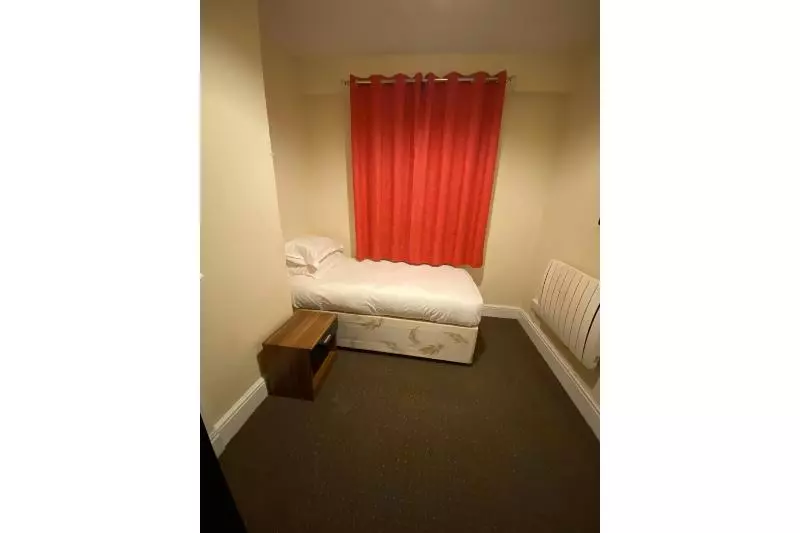 هتل Newport Lodge
