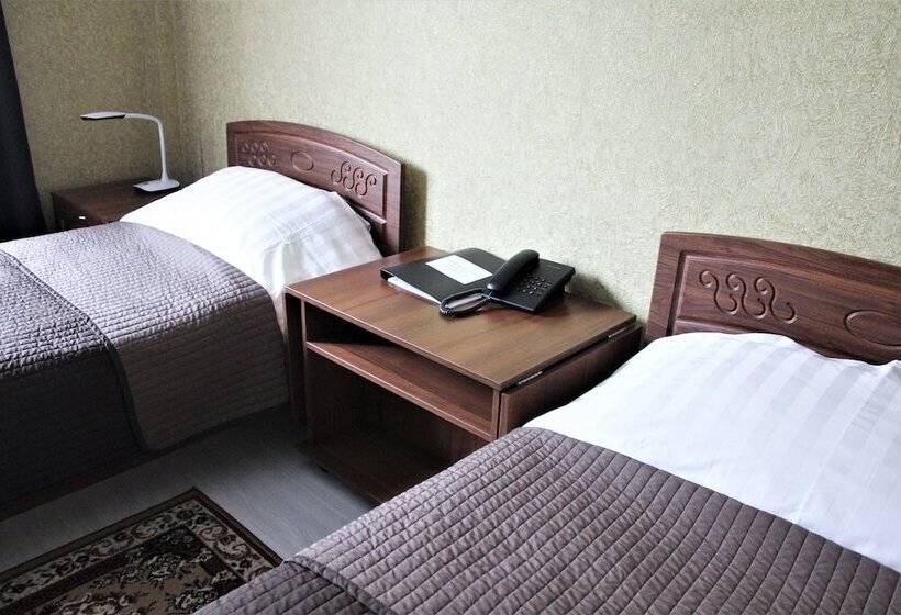 בית מלון כפרי Vyrubovo