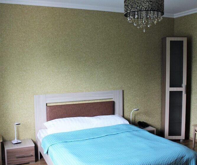 בית מלון כפרי Vyrubovo