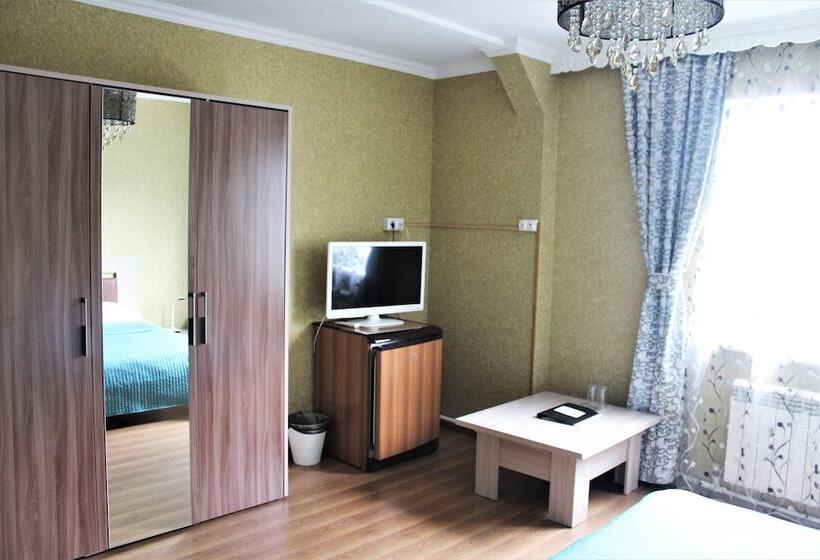 בית מלון כפרי Vyrubovo