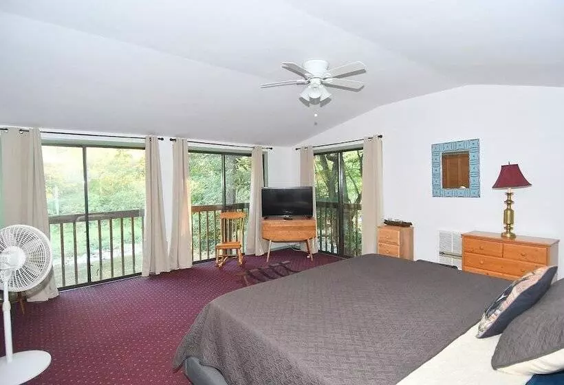 River Time Cabin  Time Floats Away!