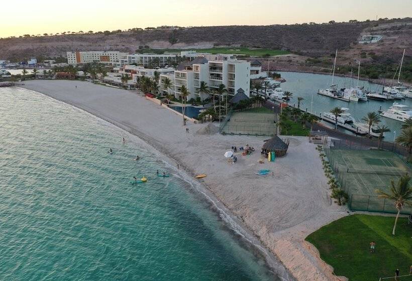 ホテル Indigo La Paz Puerta Cortes, An Ihg