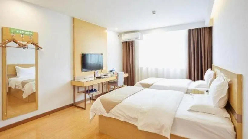 ホテル Greentree Inn Huayin Huashan Town Huashan Scenicspot Express