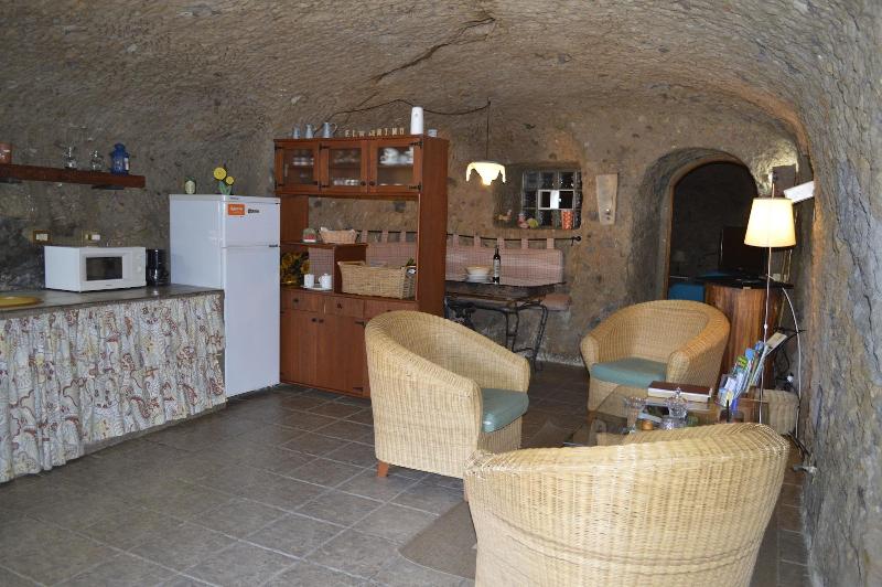 Casa Cueva El Mimo