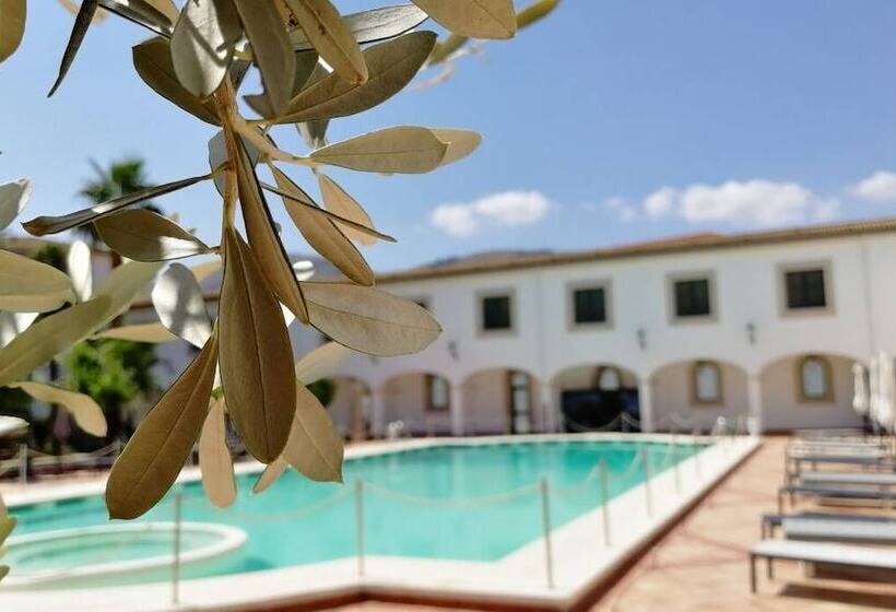 هتل Al Balhara Resort & Spa