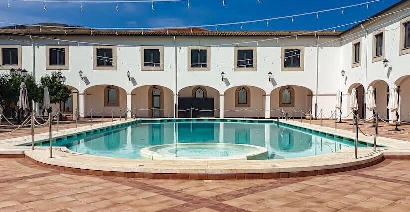 هتل Al Balhara Resort & Spa