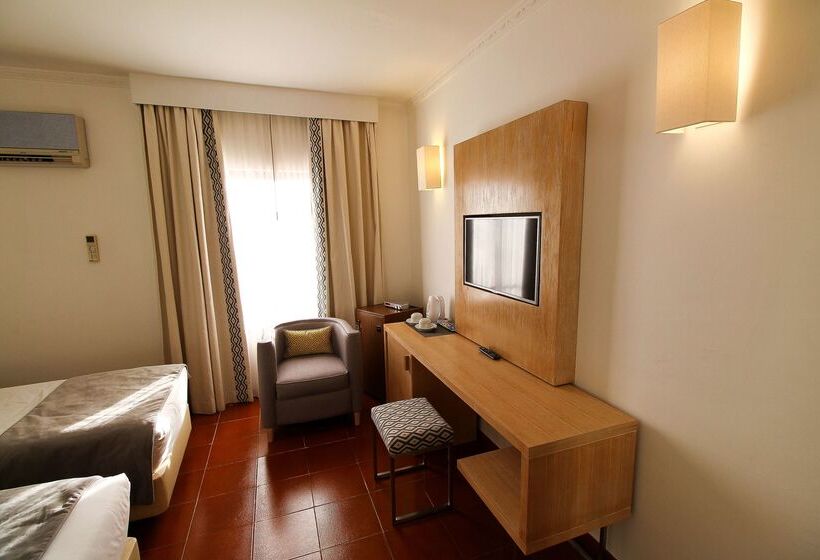 Best Western Hotel Dom Bernardo