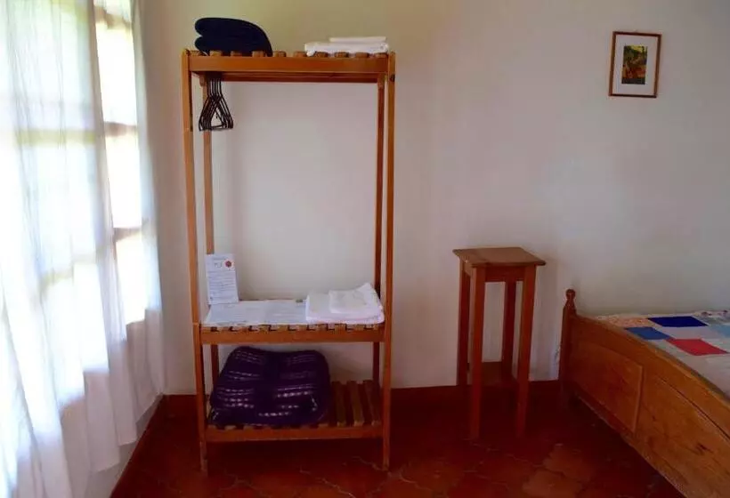 هتل La Casa De Cafe Bed And Breakfast