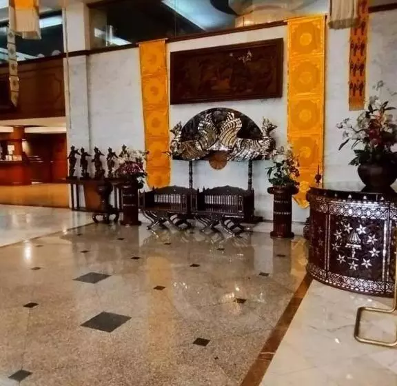 호텔 Lampang Wieangthong