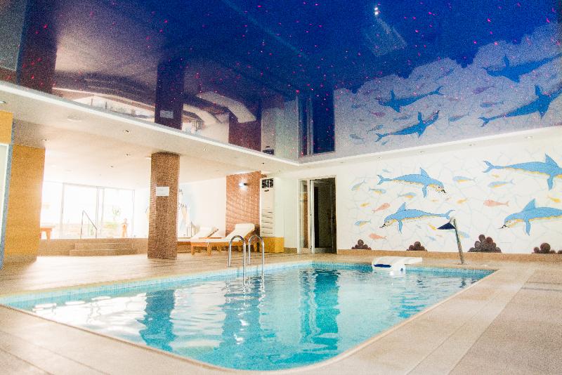 בית מלון כפרי Macaris Suites & Spa