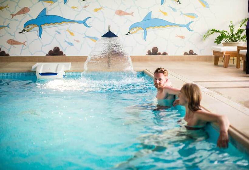 בית מלון כפרי Macaris Suites & Spa