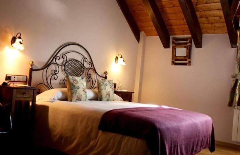 هتل روستایی Casa Arcas