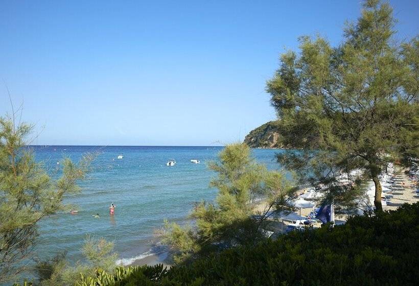 בית מלון כפרי Simantro Resort