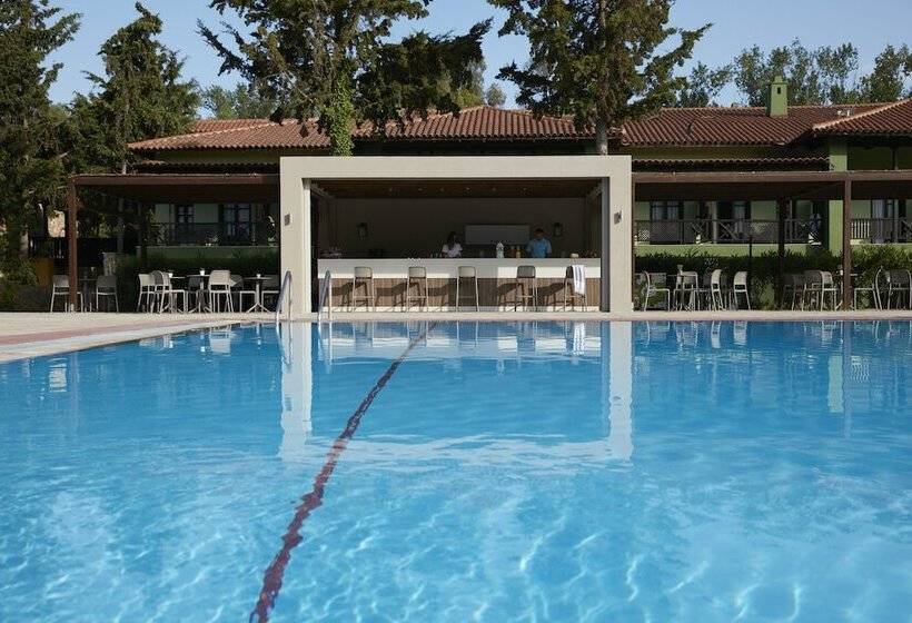 בית מלון כפרי Simantro Resort