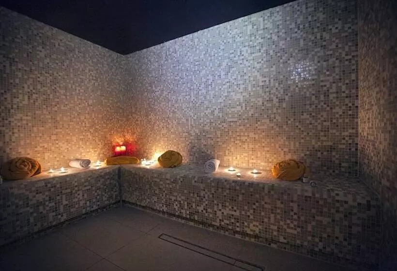 ホテル Simantro Resort