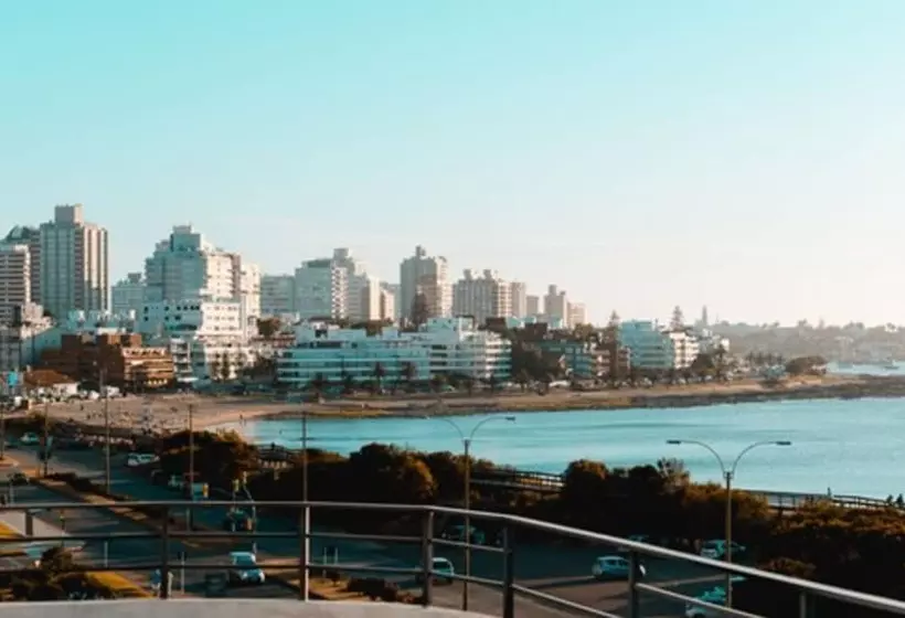 בית מלון כפרי Sunset Beach