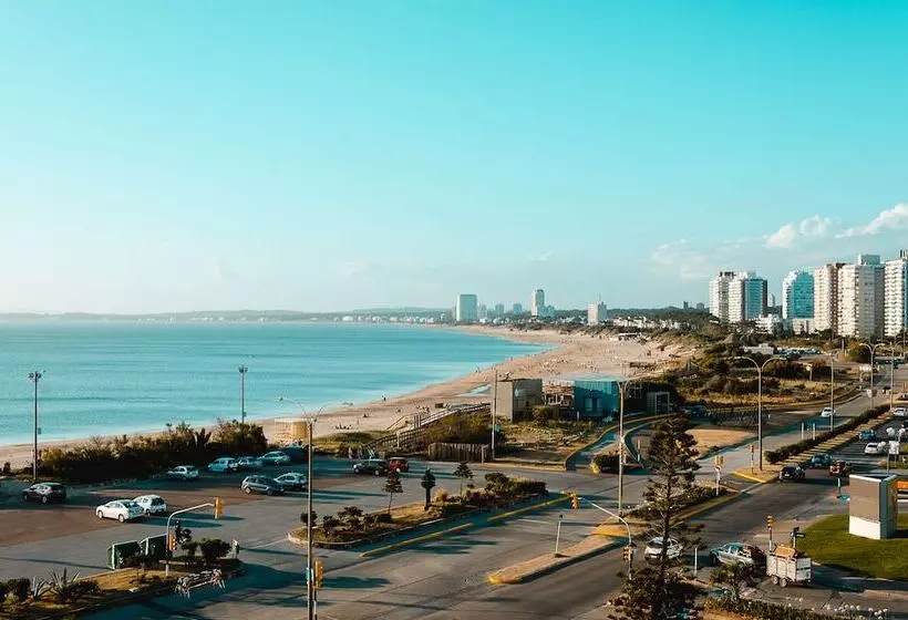 בית מלון כפרי Sunset Beach