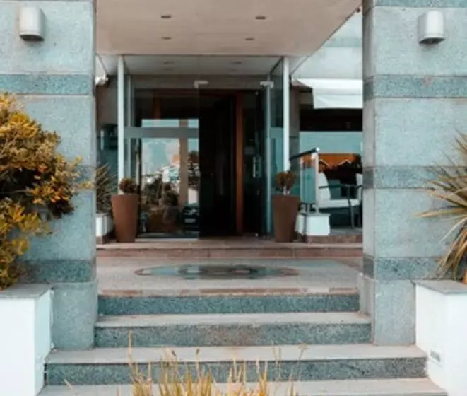 בית מלון כפרי Sunset Beach