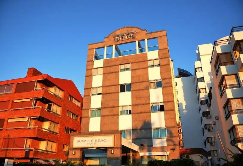 בית מלון כפרי Sunset Beach