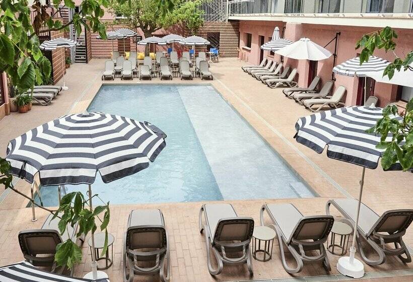 ホテル tent Lloret de Mar