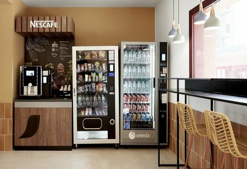 ホテル tent Lloret de Mar