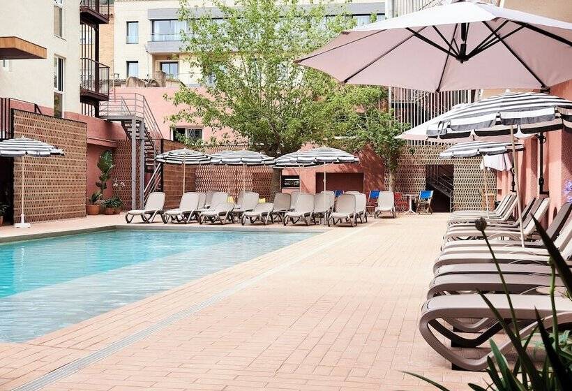 ホテル tent Lloret de Mar