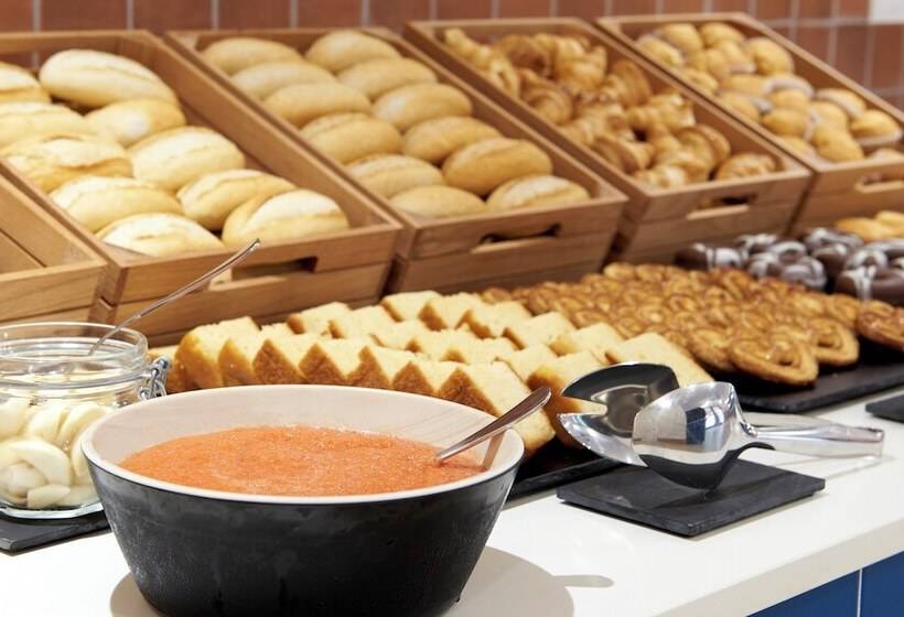 ホテル tent Lloret de Mar