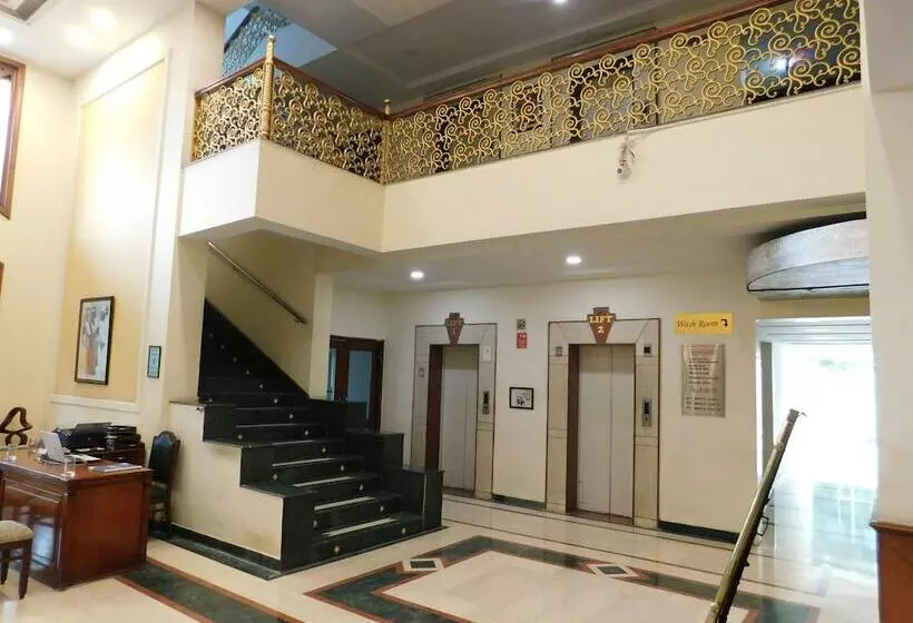 בית מלון כפרי The Central Park